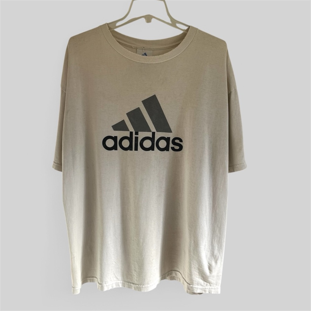 Vintage adidas tee
